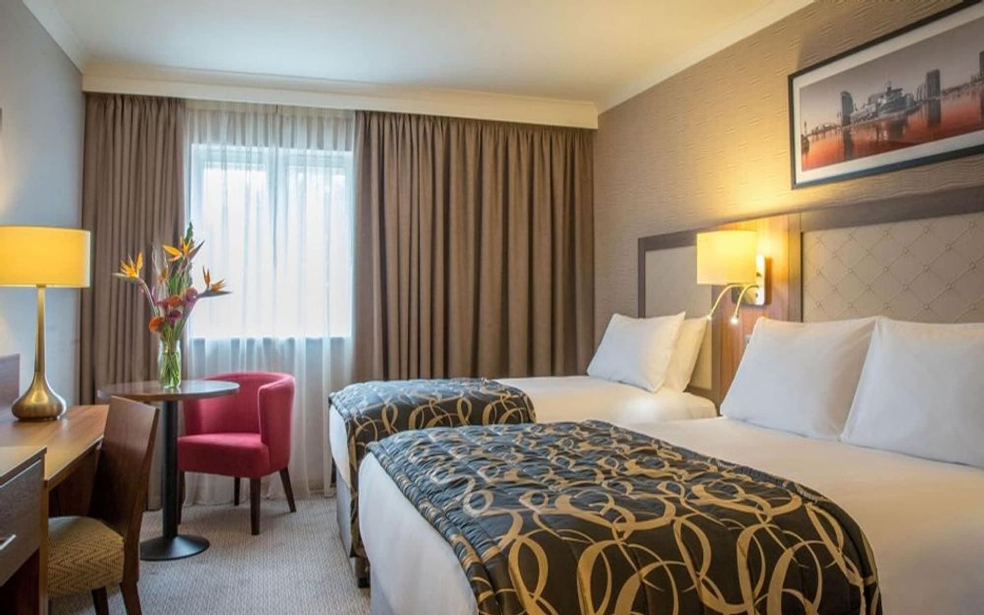 Clayton Hotel Bristol City Екстериор снимка